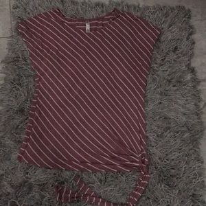 Casual Short Sleeve Tee with Bottom Sash Tie